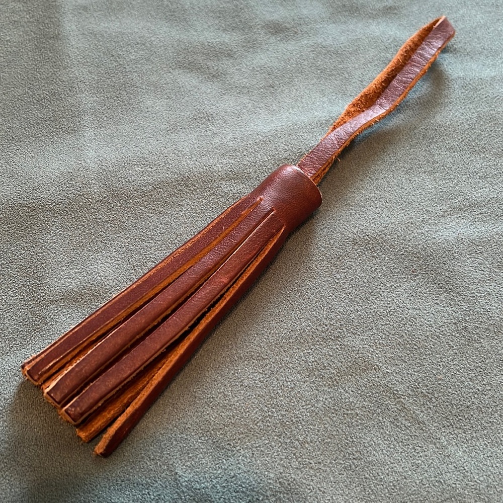 Portland leather hoods classic tassel